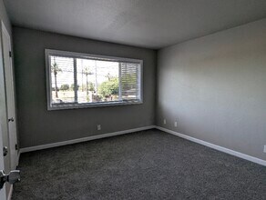 58 Grand Ave in Oroville, CA - Foto de edificio - Building Photo