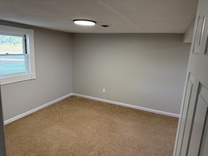 104 IL-84 in Cordova, IL - Building Photo - Building Photo