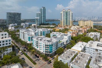 The Cosmopolitan in Miami Beach, FL - Foto de edificio - Building Photo