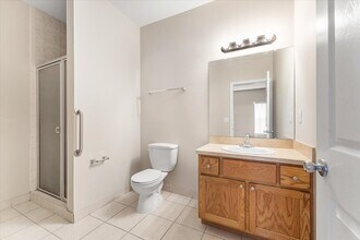 45558 Evansway Dr, Unit 45558 Evansway Dr. in Shelby Township, MI - Building Photo - Building Photo