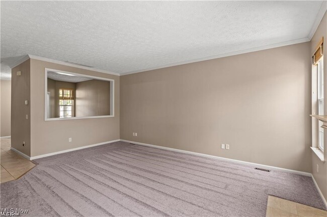 property at 2581 Wyndgate Ct