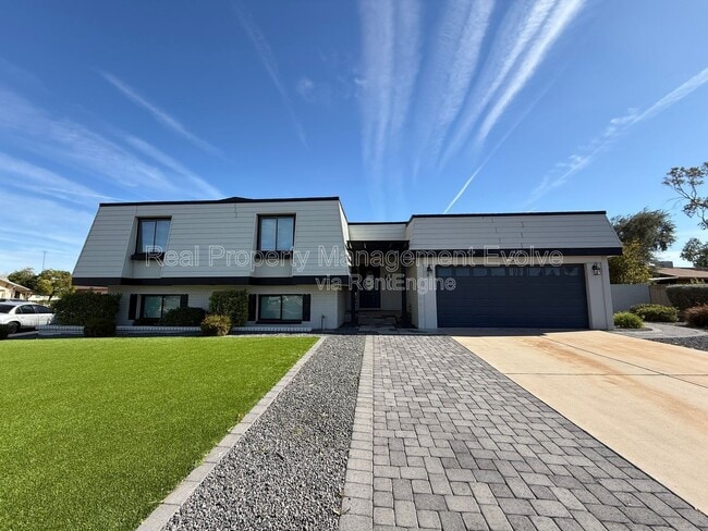 property at 429 E Greenway Dr