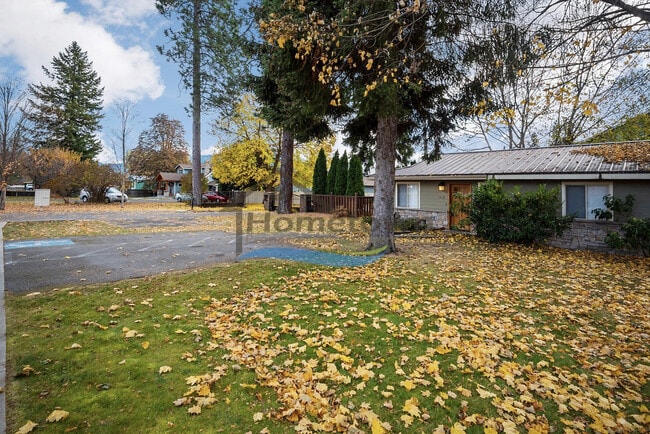 318 E Orchard Ave in Hayden, ID - Building Photo - Building Photo