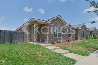 7402 Mosley St in Amarillo, TX - Building Photo - Building Photo