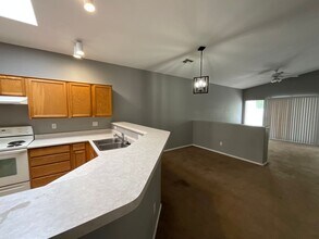 951 S Tucana Ln in Gilbert, AZ - Building Photo - Building Photo