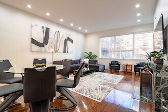 117 E Bellevue Pl in Chicago, IL - Building Photo - Building Photo