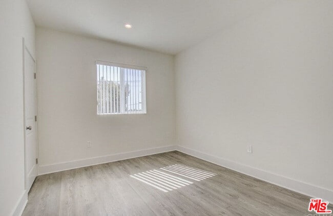 2635 Hauser Blvd in Los Angeles, CA - Building Photo - Building Photo