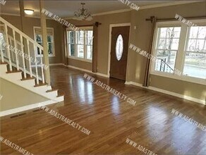243 W 61st St in Kansas City, MO - Building Photo - Building Photo