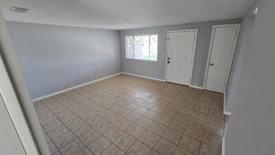 825 Bradley Cir in Lynn Haven, FL - Building Photo - Building Photo