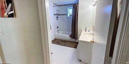 99 Marion St, Unit 1 in Somerville, MA - Building Photo - Building Photo