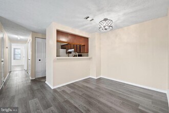 26008 Brigadier Pl in Damascus, MD - Building Photo - Building Photo