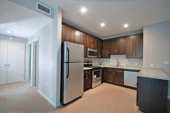 2086 Arlington St in Sarasota, FL - Building Photo - Building Photo