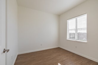 NW 99 Apartments in Vancouver, WA - Foto de edificio - Interior Photo