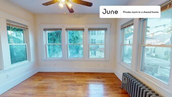 Room in Shared 3 bed/1 bath home in Boston, MA - Building Photo
