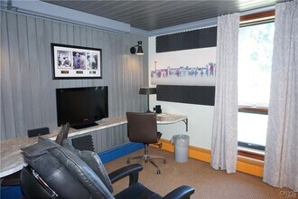 124-40 Swansea Ave in Syracuse, NY - Building Photo - Building Photo