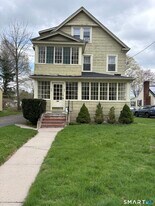 250 Greenfield St in Windsor, CT - Building Photo