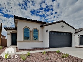 9513 W Turney Ave in Phoenix, AZ - Building Photo