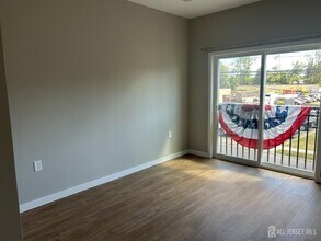 526 North Ave in Dunellen, NJ - Building Photo - Building Photo