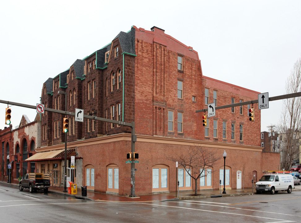 The Chesapeake Building in Baltimore, MD - Foto de edificio