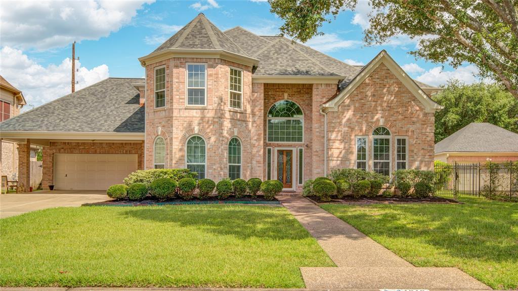1919 Hollow Wind Dr in Katy, TX - Foto de edificio