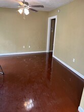 1813 California St in Baytown, TX - Building Photo - Building Photo