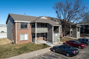 Berkshire Apartments and Townhomes in Wichita, KS - Building Photo