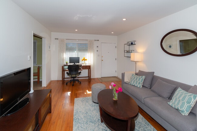 property at 1419 15th St
