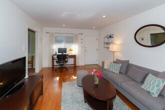 1419 15th St, Unit 3 in Santa Monica, CA - Foto de edificio - Building Photo