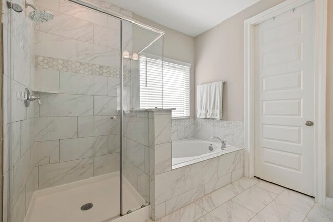 property at 2003 Woodland Prairie Ct