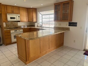 39199 Sweetwater Dr in Palm Desert, CA - Building Photo - Building Photo