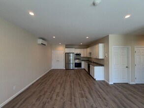 85 Lowell St in Peabody, MA - Foto de edificio - Building Photo