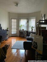 163 Summer St, Unit 9 in Somerville, MA - Building Photo