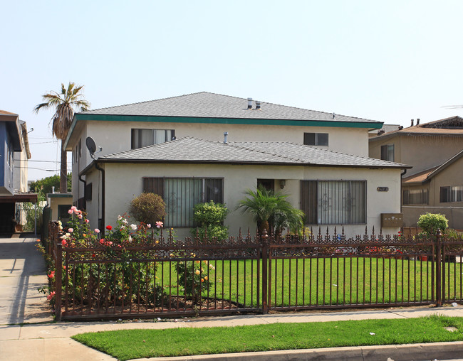 12616 Doty Ave in Hawthorne, CA - Building Photo - Building Photo