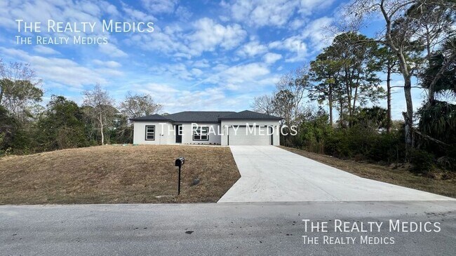 1651 Welland St SE in Palm Bay, FL - Foto de edificio - Building Photo