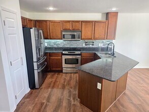 2215 NW Bayberry Ln in Ankeny, IA - Building Photo - Building Photo