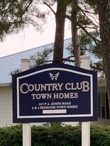 Country Club Townhomes in Milledgeville, GA - Building Photo