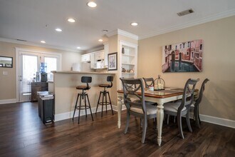 490 S Barnett Shoals Rd in Athens, GA - Building Photo - Building Photo