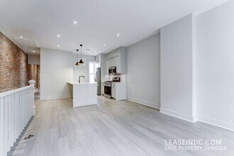 438 Warner St NW in Washington, DC - Building Photo - Building Photo
