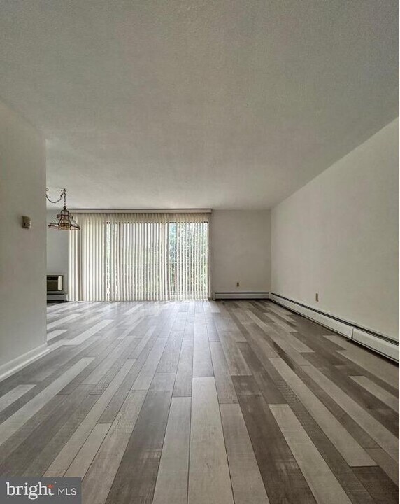 111 Chestnut St in Cherry Hill Township, NJ - Building Photo