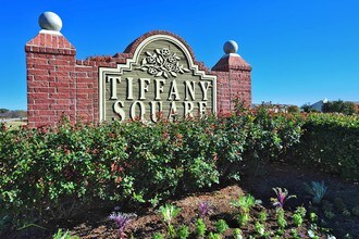 Tiffany Square in Terrell, TX - Foto de edificio - Building Photo