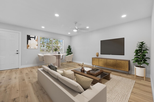 314 Monaco Blvd in Delray Beach, FL - Building Photo - Building Photo