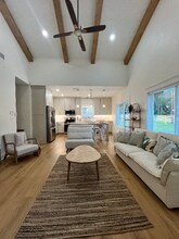 324 Inwood Dr in Bullard, TX - Foto de edificio - Building Photo