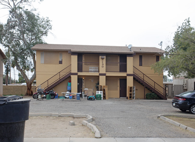 7150 N 66th Ave in Glendale, AZ - Foto de edificio - Building Photo