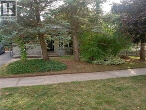 95 Cedar Crest St in Kitchener, ON - Building Photo - Building Photo