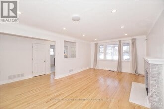 1347 Dorchester Ave in Ottawa, ON - Building Photo - Building Photo