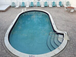 1872 NE 46th St in Fort Lauderdale, FL - Building Photo - Building Photo