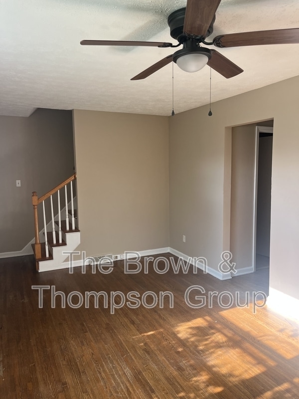 property at 356 Radcliffe Rd