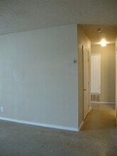 8715 Yellow Knife St in San Antonio, TX - Building Photo - Building Photo