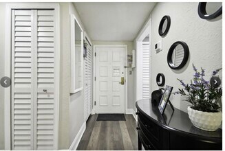 36750 US Highway 19 N, Unit Belfast in Palm Harbor, FL - Building Photo - Building Photo