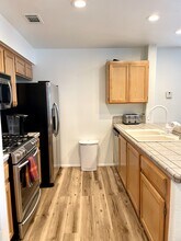 1401 Beaver Spring St in Las Vegas, NV - Building Photo - Building Photo